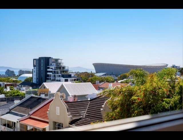 3 BEDROOM APARTMENT FOR SALE IN GREEN POINT